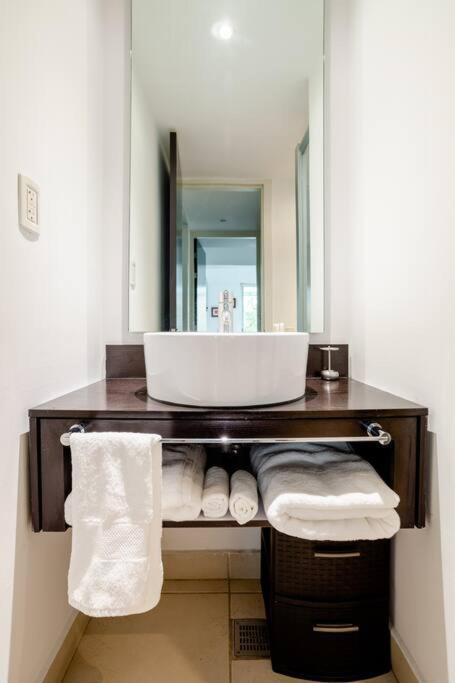 Beautiful Apartment In Polanco Area With Amenities Kota Meksiko Bagian luar foto